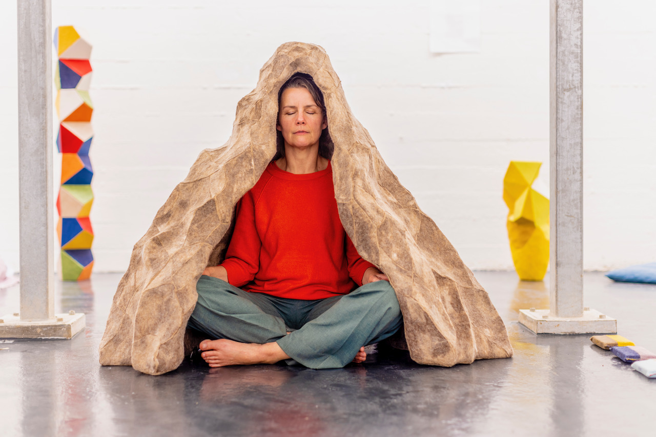 Simone de Groot - Huis van Houvast/Huis van Pijn